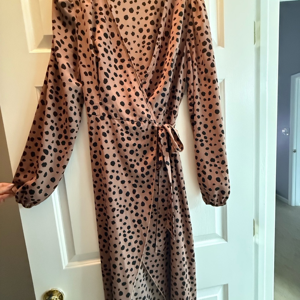 SHEIN Brown Leopard Print Satin Robe